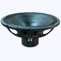 EighteenSound 21NLW9600/8 - 21" �������, ������, 8 ��, 1800 �� AES, 97dB, 24...2000 ��